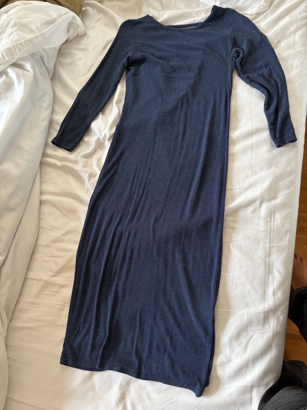 Classic Navy Long-Sleeve Ribbed Maxi Dress - Women